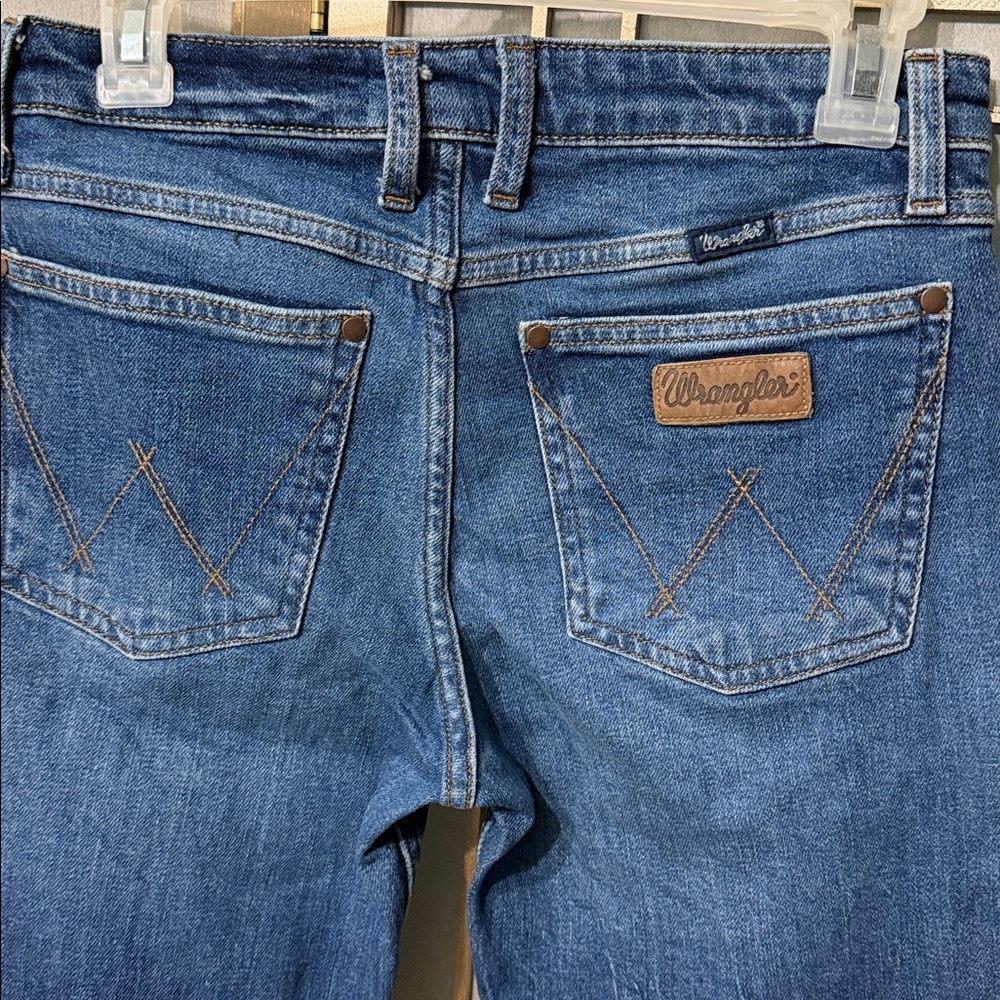 Wrangler RETRO, mid rise bootcut jeans, 28x31.5 per measurements - Picture 4 of 6